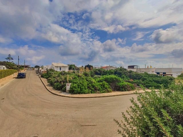Tontti myytävänä paikassa San Luis / Sant Lluís - 255 000 € (Ref: 10157636)