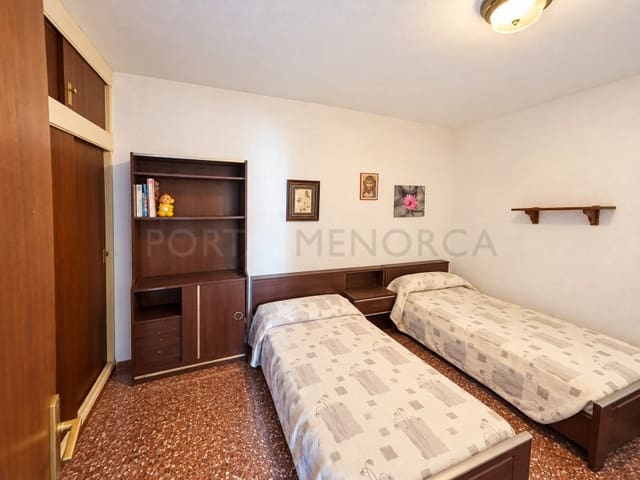 4 camera da letto Appartamento in vendita in Es Castell - 300.000 € (Rif: 10159303)