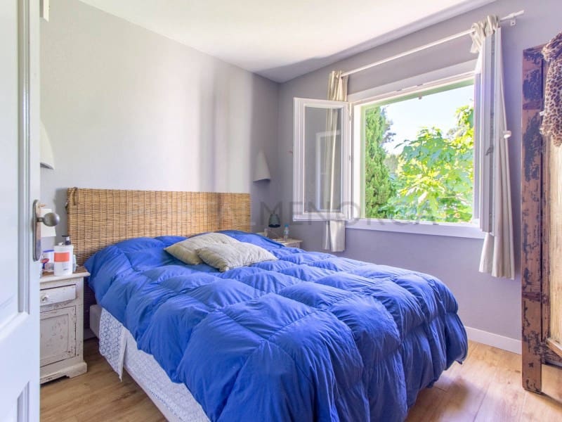 3 bedroom Villa for sale in Binibeca with pool - € 890,000 (Ref: 10166380)
