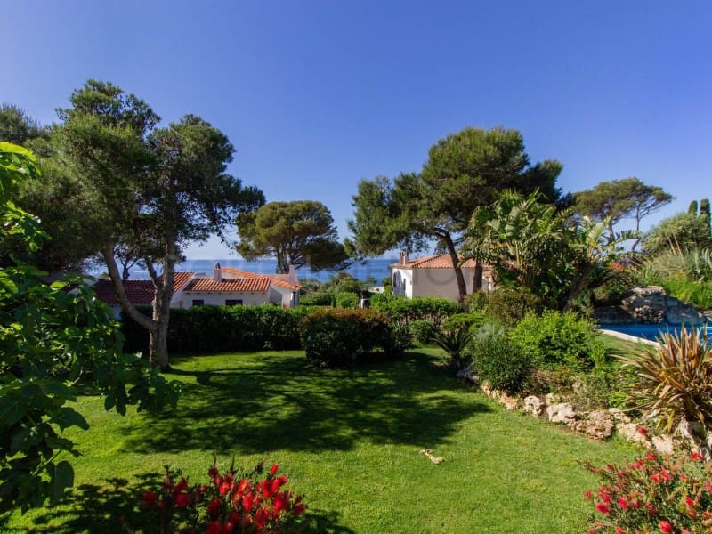 3 bedroom Villa for sale in Binibeca with pool - € 890,000 (Ref: 10166380)