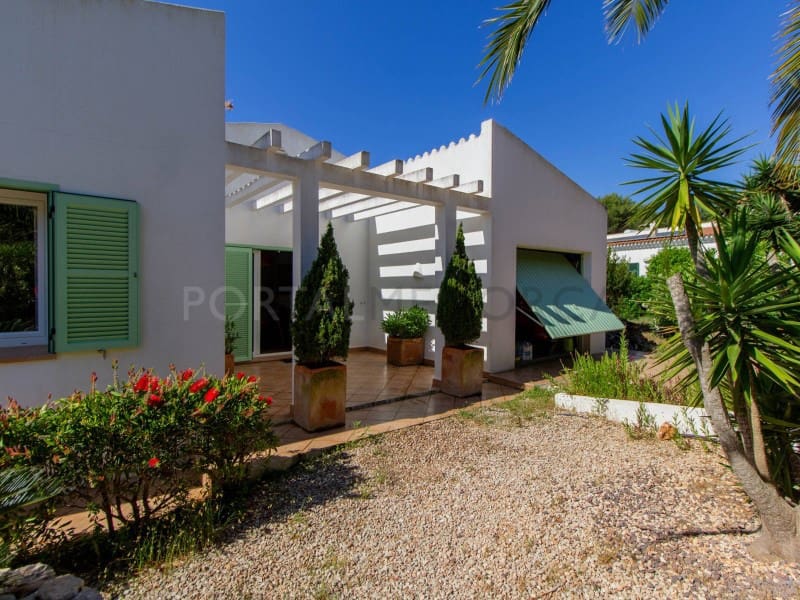 3 bedroom Villa for sale in Binibeca with pool - € 890,000 (Ref: 10166380)