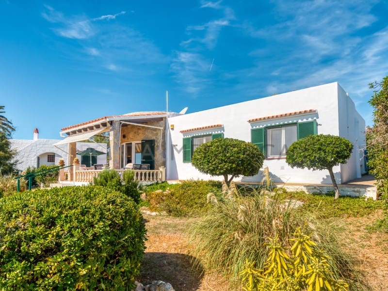 Chalet de 2 habitaciones en San Luis / Sant Lluís en venta - 450.000 € (Ref: 10177051)