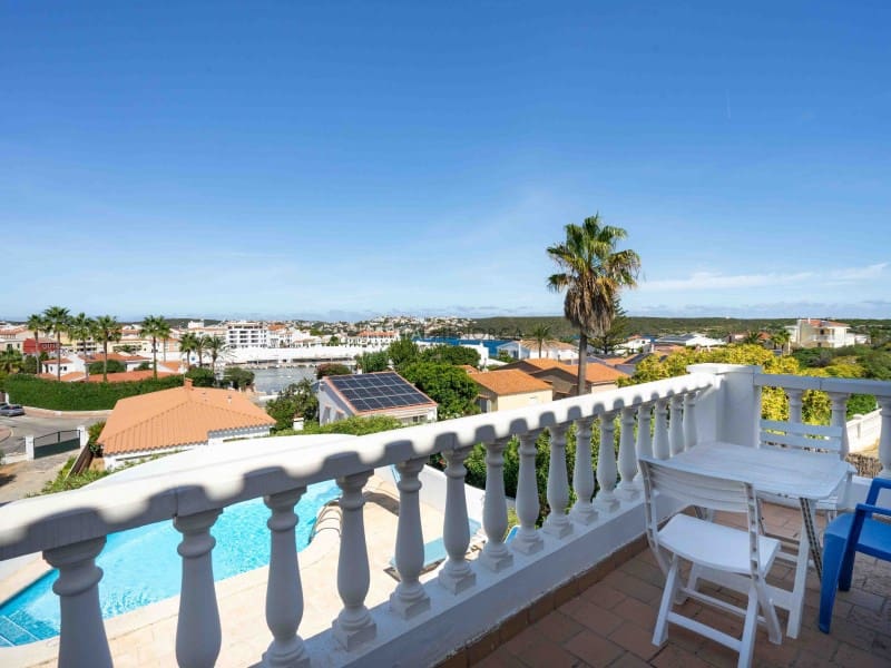 6 slaapkamer Villa te koop in Es Castell met zwembad garage - € 1.150.000 (Ref: 10180444)