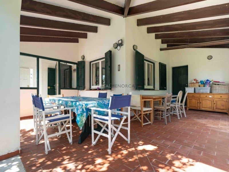 6 slaapkamer Villa te koop in Es Castell met zwembad garage - € 1.150.000 (Ref: 10180444)