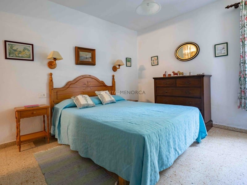 6 slaapkamer Villa te koop in Es Castell met zwembad garage - € 1.150.000 (Ref: 10180444)