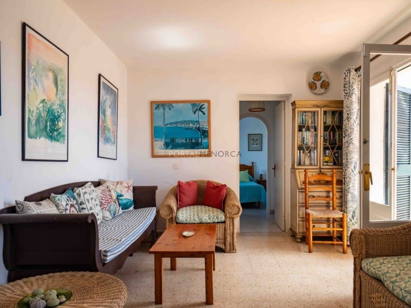 6 slaapkamer Villa te koop in Es Castell met zwembad garage - € 1.150.000 (Ref: 10180444)