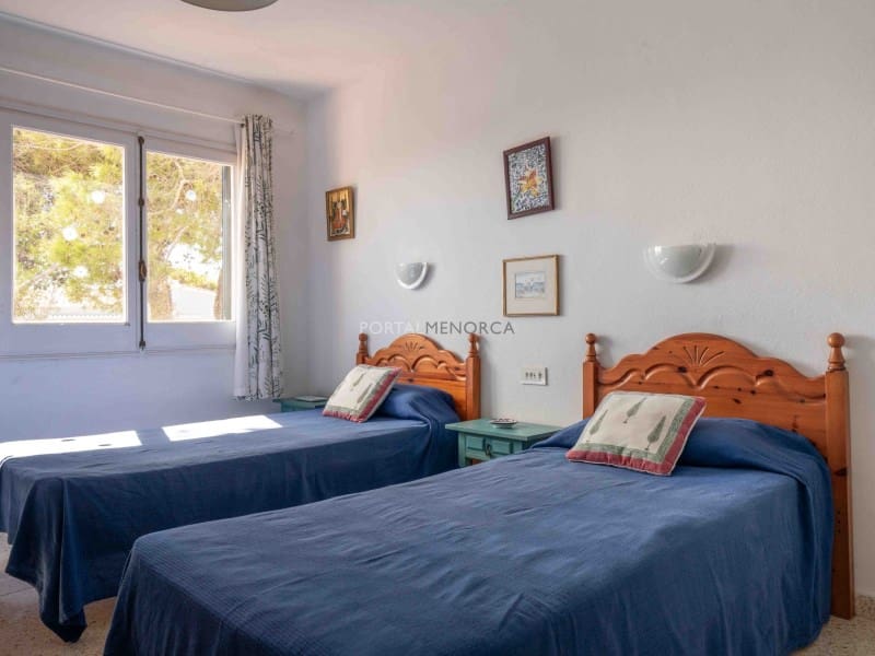 6 slaapkamer Villa te koop in Es Castell met zwembad garage - € 1.150.000 (Ref: 10180444)