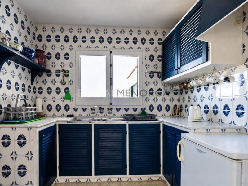 6 slaapkamer Villa te koop in Es Castell met zwembad garage - € 1.150.000 (Ref: 10180444)