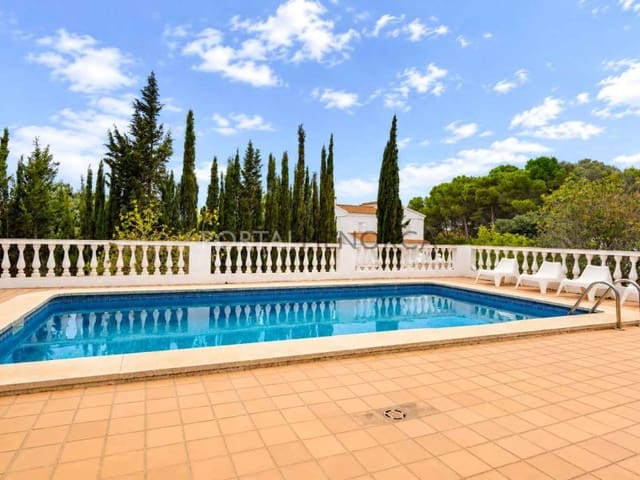 2 slaapkamer Villa te koop in Son Parc, Es Mercadal met zwembad - € 525.000 (Ref: 10184447)