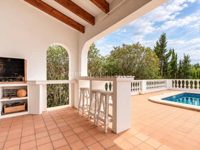 2 slaapkamer Villa te koop in Son Parc, Es Mercadal met zwembad - € 525.000 (Ref: 10184447)