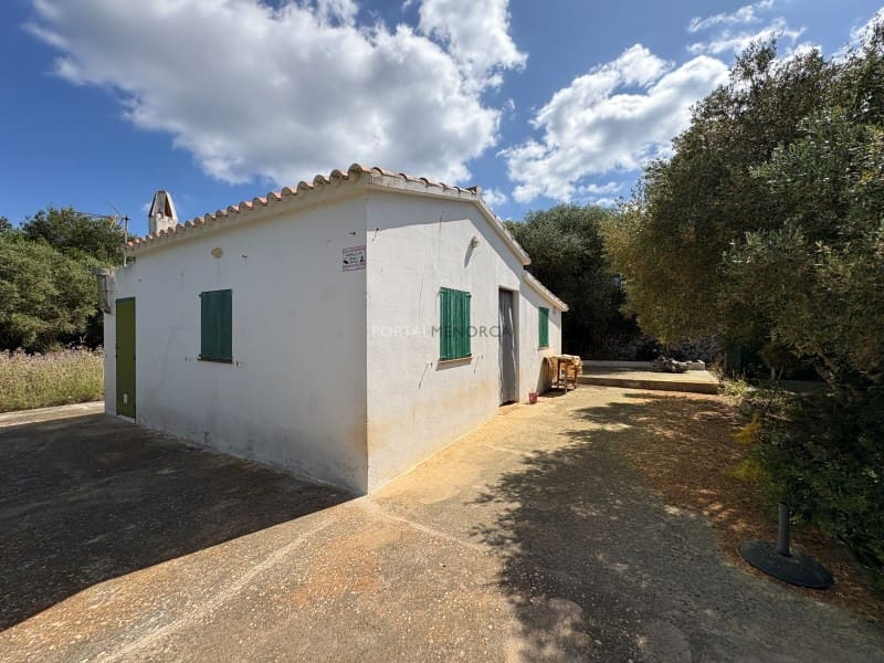 2 bedroom Finca/Country House for sale in Es Castell - € 395,000 (Ref: 9401999)