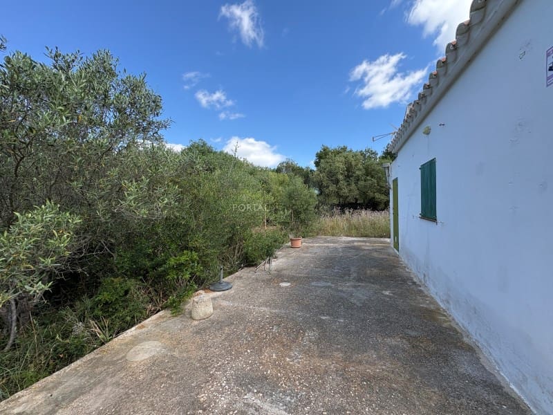 2 bedroom Finca/Country House for sale in Es Castell - € 395,000 (Ref: 9401999)