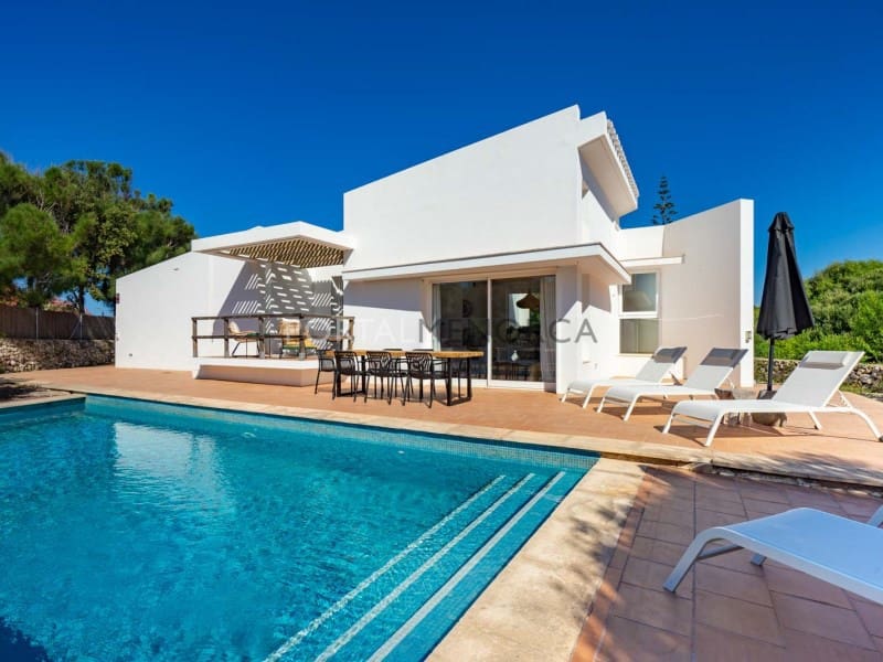 3 sypialnia Willa na sprzedaż w San Luis / Sant Lluis z basenem - 780 000 € (Ref: 9402001)