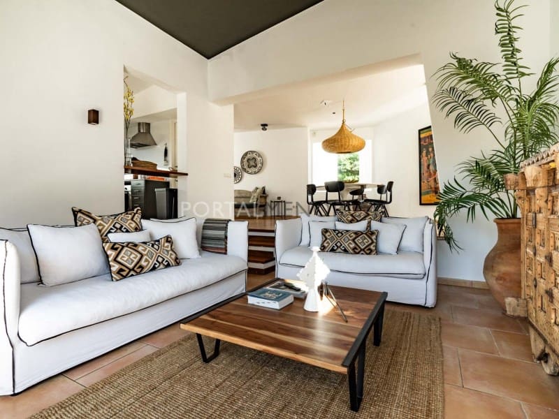 3 sypialnia Willa na sprzedaż w San Luis / Sant Lluis z basenem - 780 000 € (Ref: 9402001)