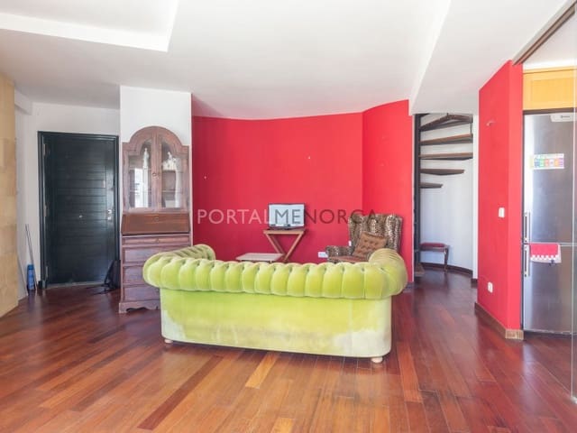 2 sovrum Lägenhet till salu i Mahón / Maó med garage - 373 000 € (Ref: 9402006)