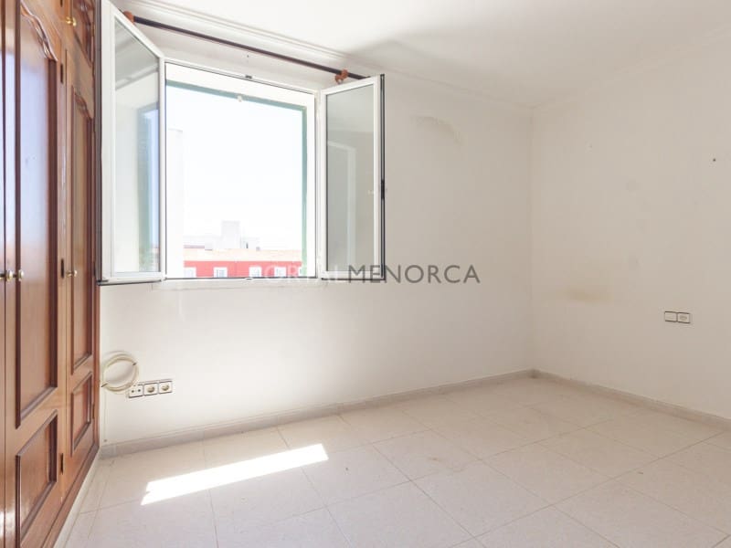 2 bedroom Apartment for sale in Es Castell - € 315,000 (Ref: 9402007)