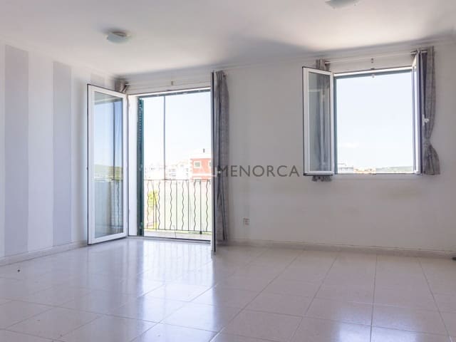 2 quarto Apartamento para venda em Es Castell - 315 000 € (Ref: 9402007)