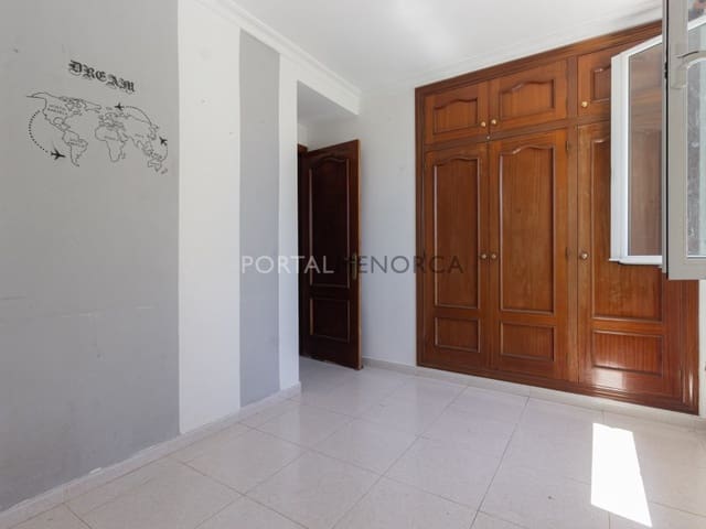 2 quarto Apartamento para venda em Es Castell - 315 000 € (Ref: 9402007)