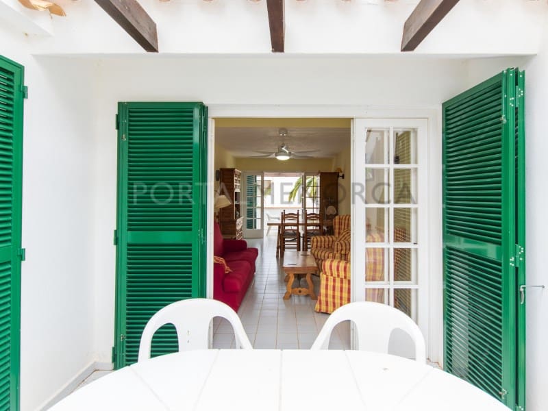 2 quarto Apartamento para venda em Cala'n Bosch com piscina - 330 000 € (Ref: 9402008)