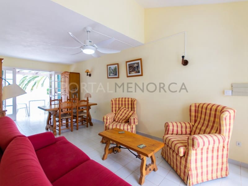 2 quarto Apartamento para venda em Cala'n Bosch com piscina - 330 000 € (Ref: 9402008)