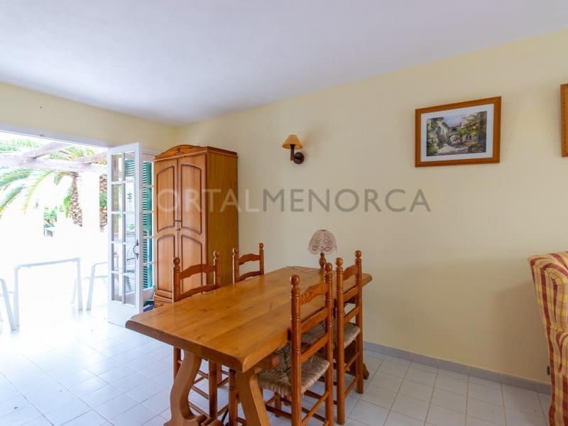 2 quarto Apartamento para venda em Cala'n Bosch com piscina - 330 000 € (Ref: 9402008)
