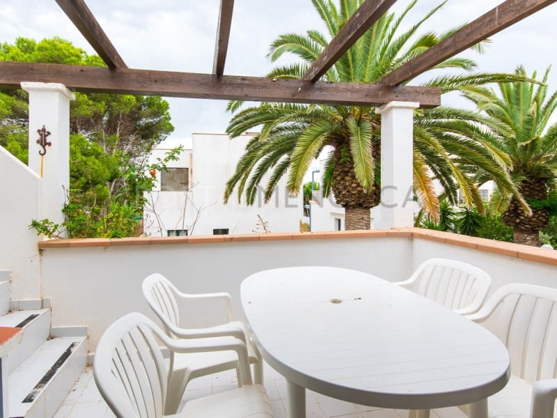 2 quarto Apartamento para venda em Cala'n Bosch com piscina - 330 000 € (Ref: 9402008)