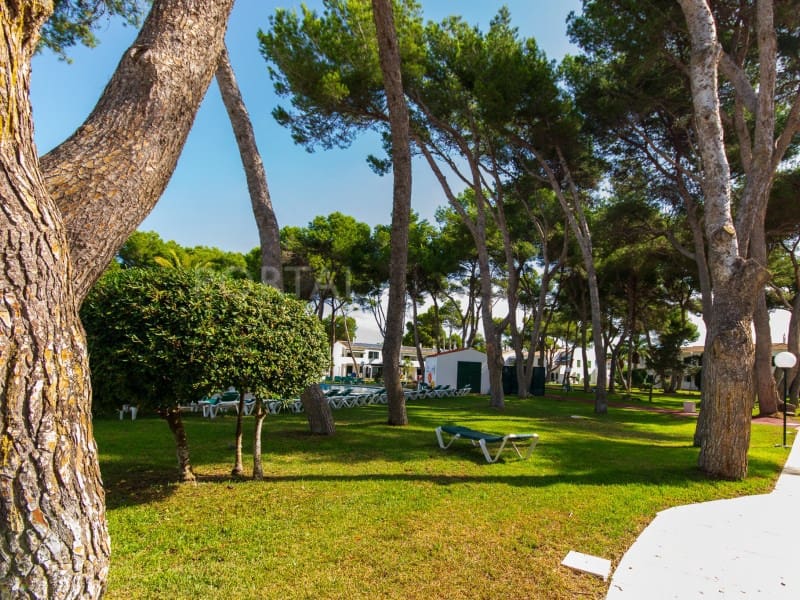 2 quarto Apartamento para venda em Cala'n Bosch com piscina - 330 000 € (Ref: 9402008)