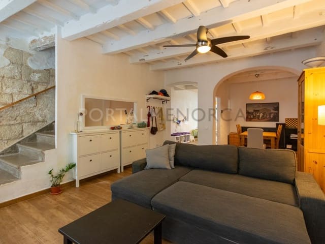 4 sovrum Villa till salu i Mahón / Maó - 585 000 € (Ref: 9402010)