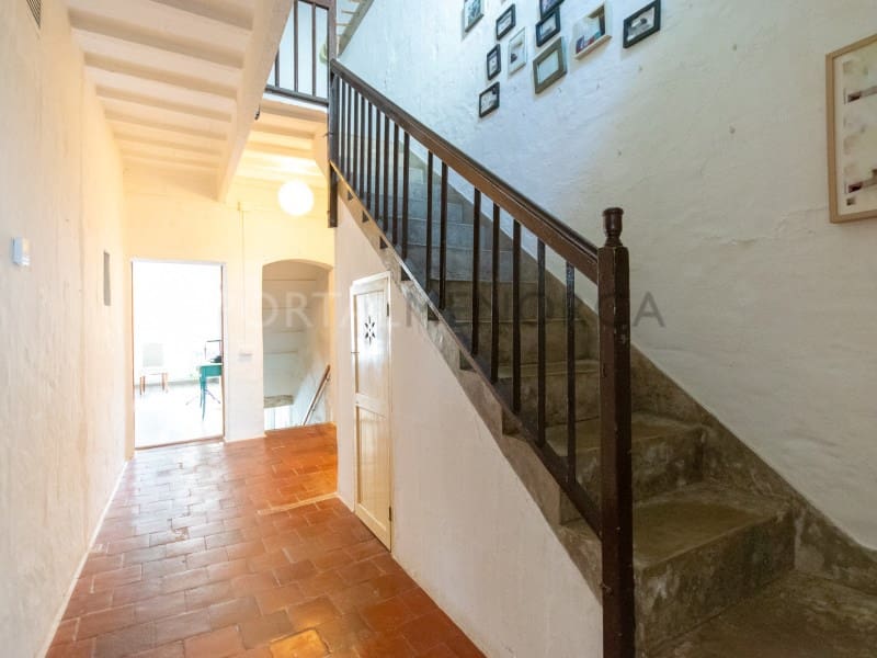 4 sovrum Villa till salu i Mahon / Mao - 585 000 € (Ref: 9402010)