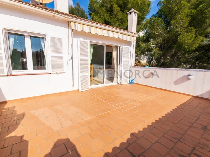 3 soveværelse Lejlighed til salg i Cala Galdana med swimmingpool - € 320.000 (Ref: 9402012)