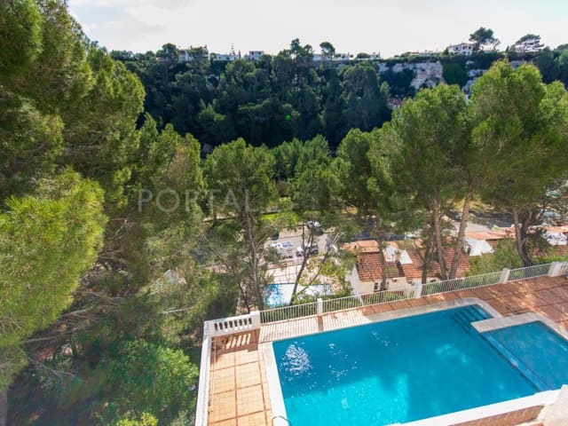 3 soveværelse Lejlighed til salg i Cala Galdana, Ferreries med swimmingpool - € 320.000 (Ref: 9402012)