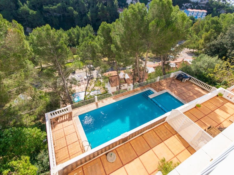 3 soveværelse Lejlighed til salg i Cala Galdana med swimmingpool - € 320.000 (Ref: 9402012)