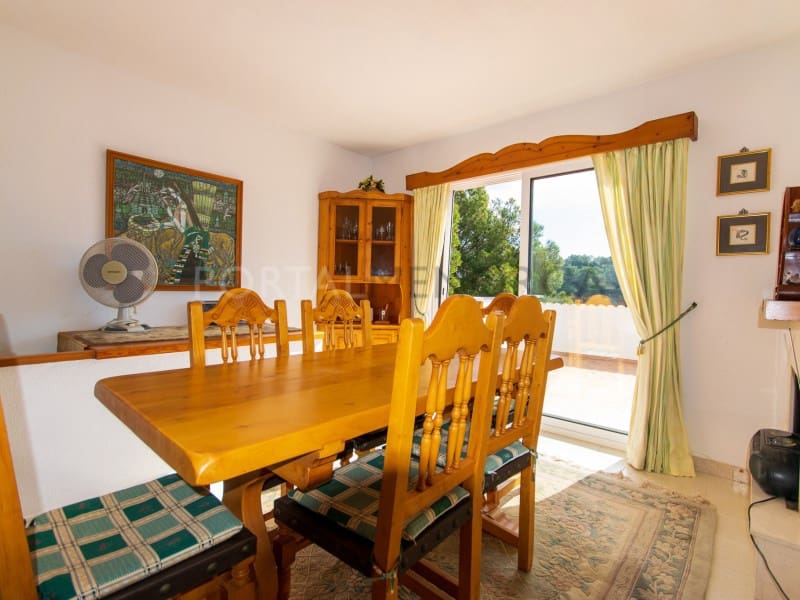 3 soveværelse Lejlighed til salg i Cala Galdana med swimmingpool - € 320.000 (Ref: 9402012)