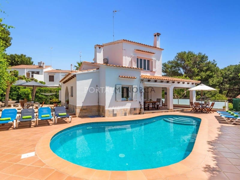 4 bedroom Villa for sale in Punta Grossa - € 1,150,000 (Ref: 9402015)