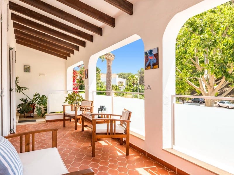 4 bedroom Villa for sale in Punta Grossa - € 1,150,000 (Ref: 9402015)