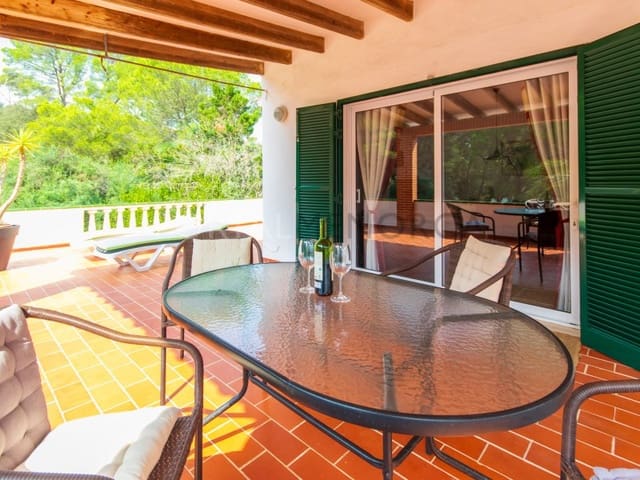 3 soveværelse Lejlighed til salg i Cala Galdana, Ferreries - € 346.000 (Ref: 9402017)