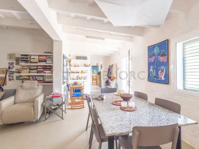 4 soveværelse Finca/Landehus til salg i Es Castell - € 1.200.000 (Ref: 9402020)