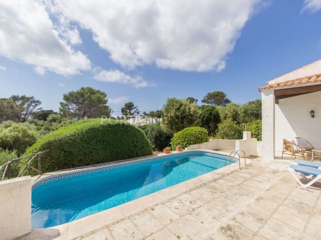 4 quarto Moradia para venda em San Luis / Sant Lluís com piscina garagem - 685 000 € (Ref: 9402023)