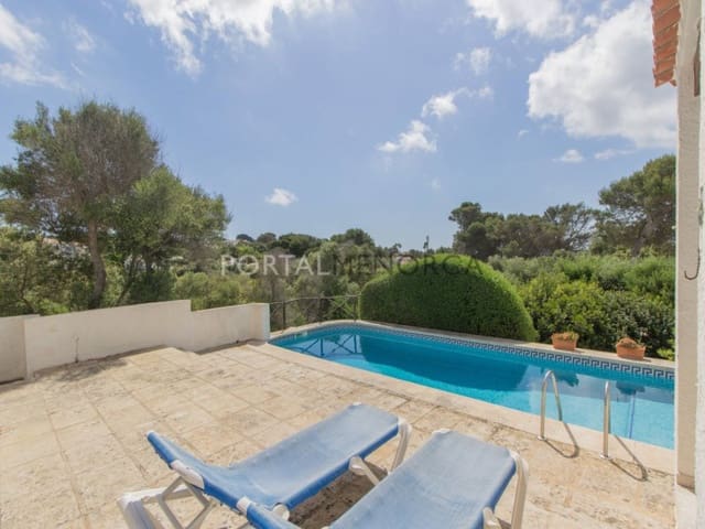 4 quarto Moradia para venda em San Luis / Sant Lluís com piscina garagem - 685 000 € (Ref: 9402023)