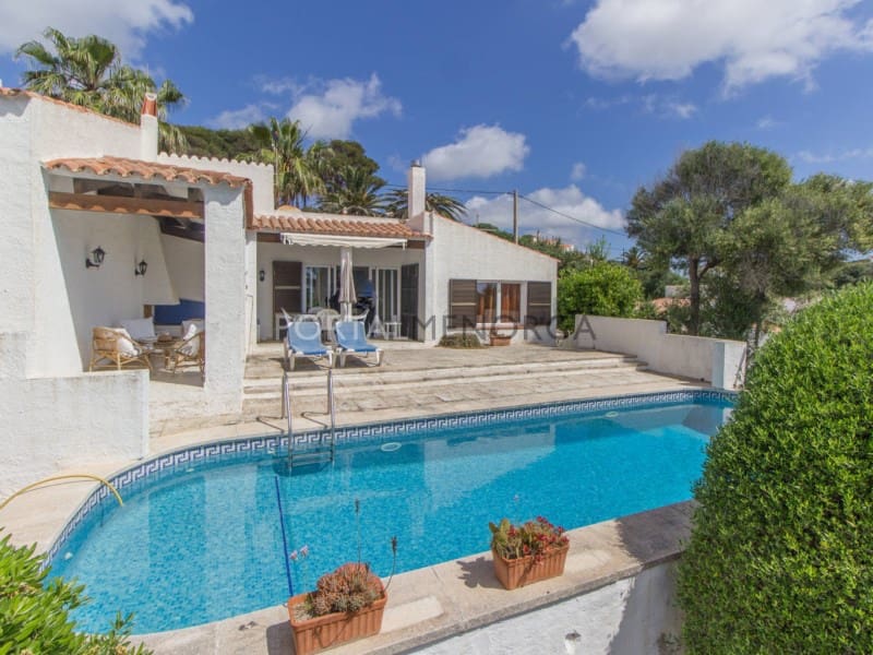 4 quarto Moradia para venda em San Luis / Sant Lluis com piscina garagem - 685 000 € (Ref: 9402023)