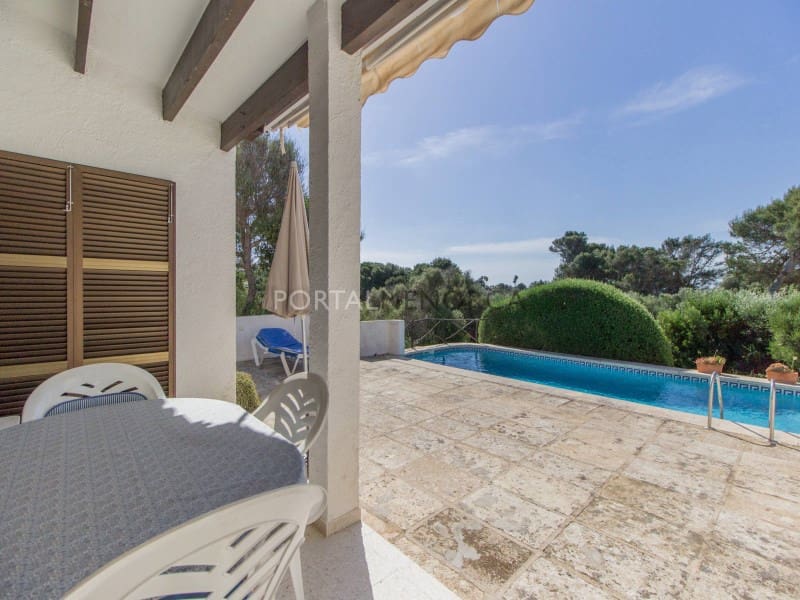 4 quarto Moradia para venda em San Luis / Sant Lluis com piscina garagem - 685 000 € (Ref: 9402023)