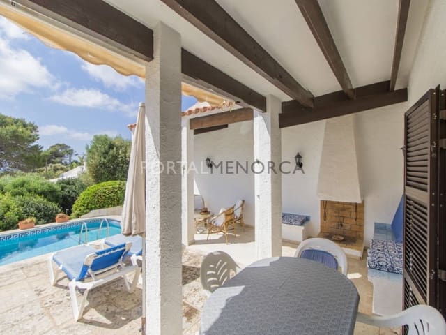 4 quarto Moradia para venda em San Luis / Sant Lluís com piscina garagem - 685 000 € (Ref: 9402023)