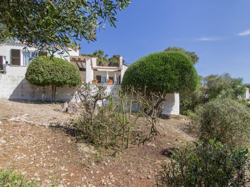 4 quarto Moradia para venda em San Luis / Sant Lluis com piscina garagem - 685 000 € (Ref: 9402023)