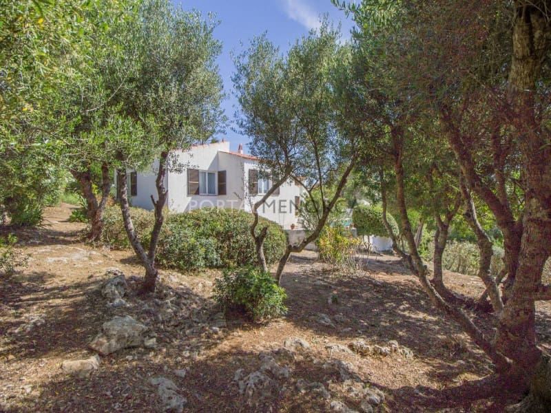 4 quarto Moradia para venda em San Luis / Sant Lluis com piscina garagem - 685 000 € (Ref: 9402023)