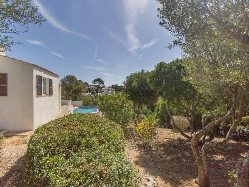 4 quarto Moradia para venda em San Luis / Sant Lluis com piscina garagem - 685 000 € (Ref: 9402023)