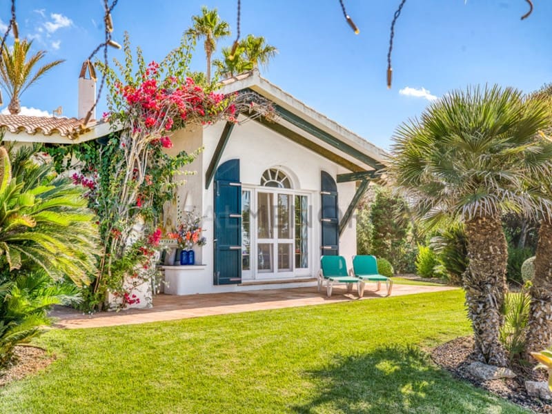 Chalet de 4 habitaciones en San Clemente / Sant Climent en venta con piscina - 2.400.000 € (Ref: 9402024)