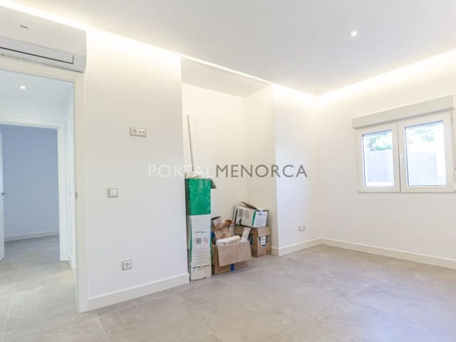 3 soverom Villa til salgs i Port d'Addaia, Es Mercadal med svømmebasseng - € 695 000 (Ref: 9402026)