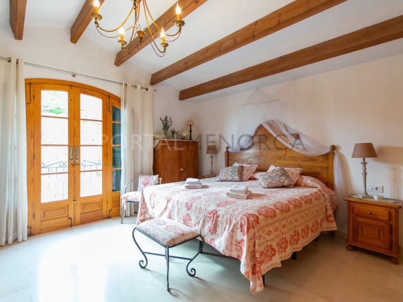 5 bedroom Villa for sale in Es Mercadal with pool - € 850,000 (Ref: 9402027)