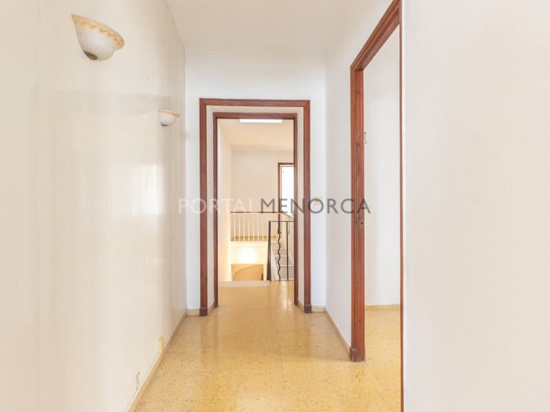 4 bedroom Apartment for sale in Mahon / Mao - € 295,000 (Ref: 9402028)