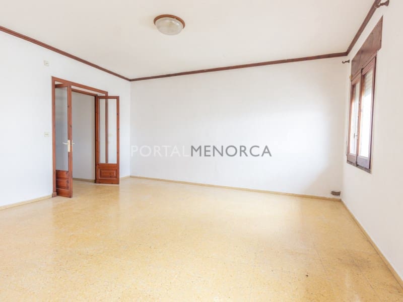 4 bedroom Apartment for sale in Mahon / Mao - € 295,000 (Ref: 9402028)